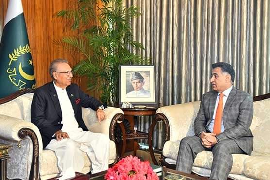 Farewell meeting of Lieutenant General Faiz Hameed with President of Pakistan