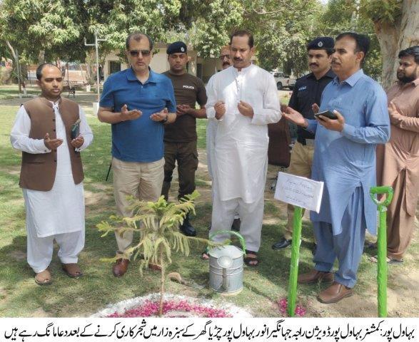 Commissioner Bahawalpur Division Raja Jahangir Anwar visits Bahawalpur Zoo 2