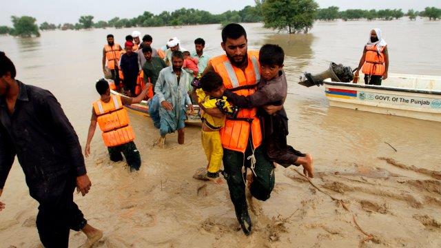 Heavy rains and floods likely in Punjab and Sindh
