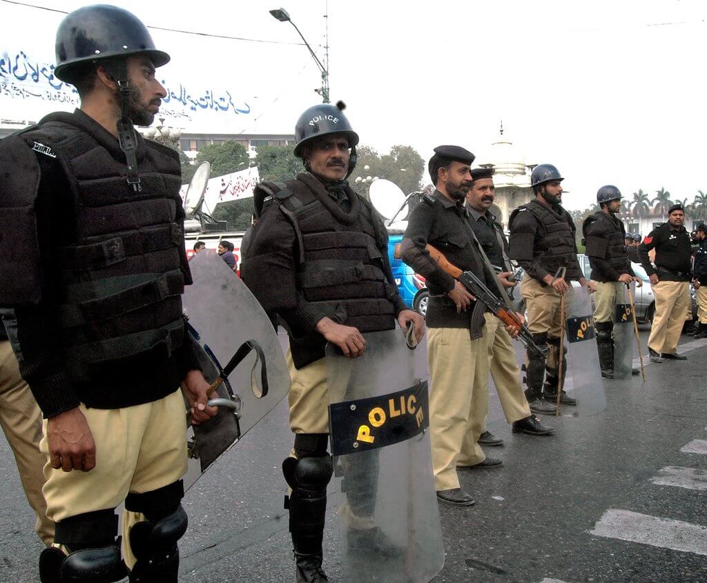 Sindh Police and FC reached Islamabad