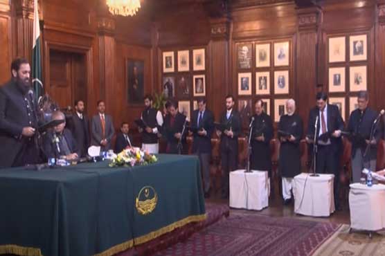 Governor Baligh taking oath from caretaker punjab cabinet