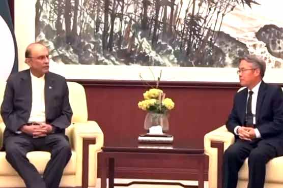 President Asif Zardari visits Chinese embassy condoles the killings of Chinese nationals.