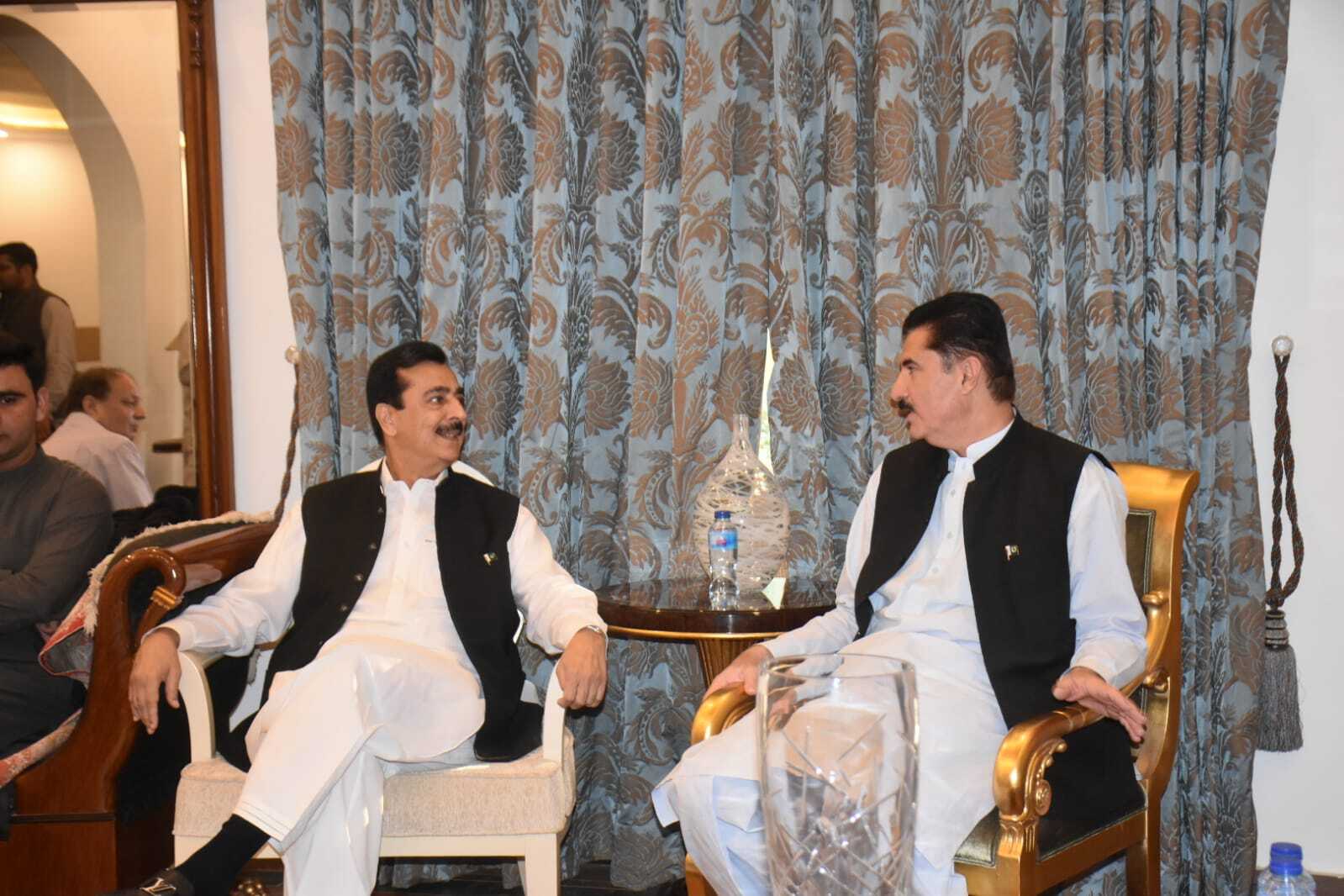 Governor KP Faisal Karim Kundi meets Chairman Senate Syed Yousf Raza Gillani