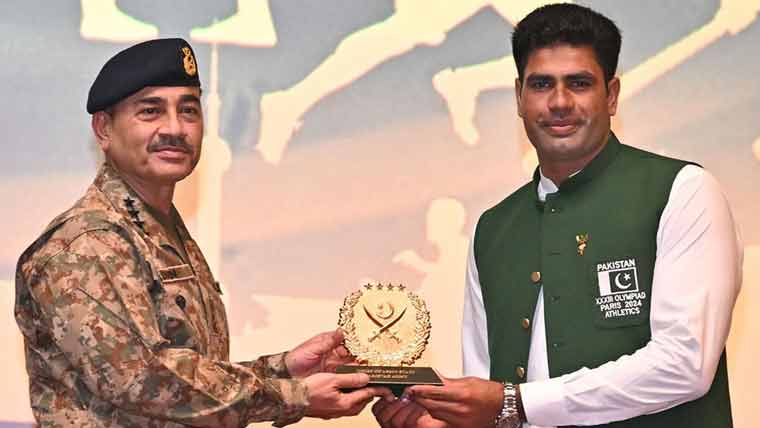 General Asim Munir hosts ceremony to honour Olympic star Arshad Nadeem