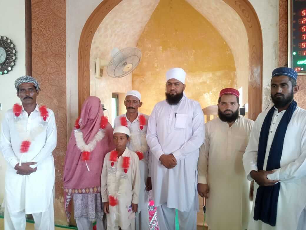 Aged Hindu couple embraces Islam in Feroza