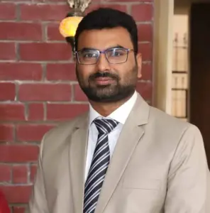Farrukh adnan Chief Officer Municipal Committee AhmedpurEast