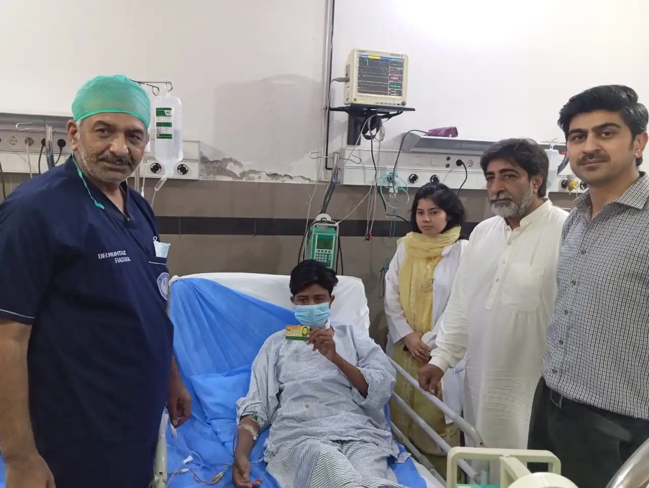 Professor Dr Mumtaz Rasool Head Kidney Centre Bahawal Victoria Hospital Bahawalpur