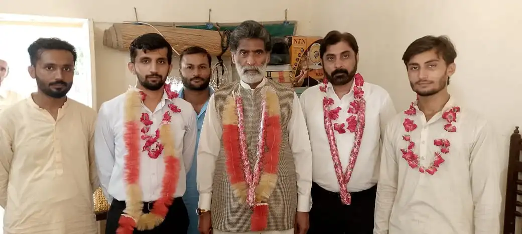 Malik Muzzafar Karim advocate