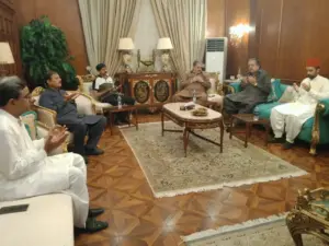 Crown Prince Bahawal Abba Khan Abbasi offers his condolences on the demise of Tariq Bashir Cheema MNA sister