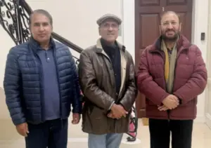 PPP Bahawalpur leader Hafiz Hussain Ahmed Madni meets former Governor Punjab Makhdoom Ahmed Mehmood in Lahore