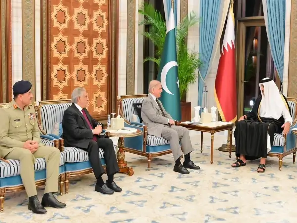 Amir of Qatar Accepts Prime Minister’s Invitation to Visit Pakistan