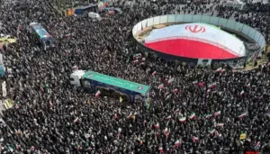 "Funeral prayer held for Iran's security chief Ali Larijani, who was martyred in an Israeli attack, attended by thousands of people"