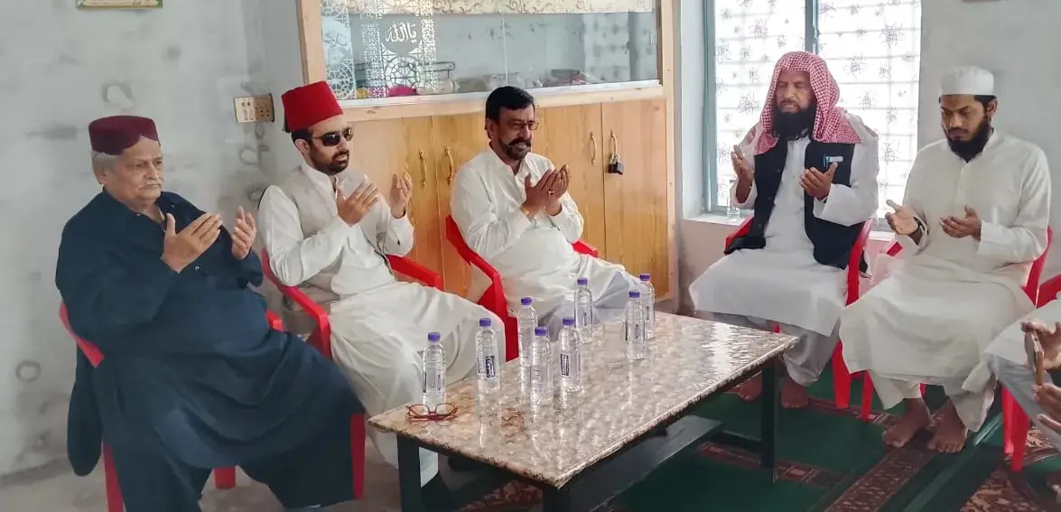 Crown Prince Bahawal Abbas Khan Abbasi at Masjid Hanifa
