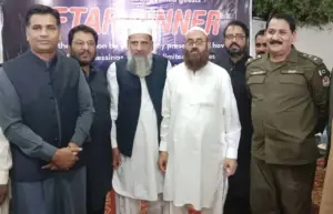 direcor punjab college muhammad suleman farooqi hosts annual iftar dinner
