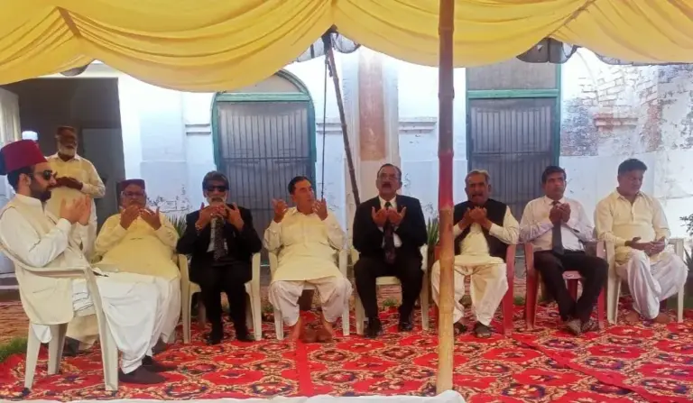 "Mother of Nawab Salahuddin Abbasi Passes Away; Condolence Rush Continues at Sadiq Garh Palace"