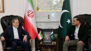 "Iranian Foreign Minister Meets Field Marshal Asim Munir for Second Time in 24 Hours"