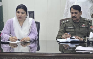 Deputy Commissioner Chairs Meeting of Tehsil Peace Committee and License Holders; Assistant Commissioner Ms. Iqra Nasir and DSP Muhammad Javed Akhtar Also Attend