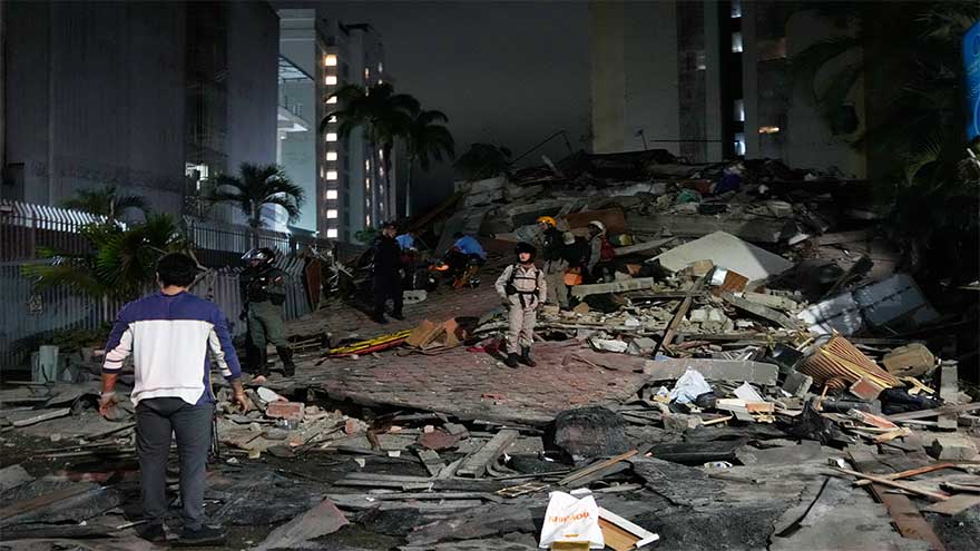 "Strong 7.5 Quake Jolts US and Several Nations; Venezuela Braces for 10,000+ Casualties as Tsunami Alert Sounds"